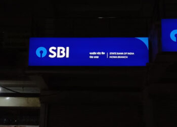 SBI क्रेडिट कार्ड यूजर्स के लिए जरूरी खबर, बैंक ने अपने इस क्रेडिट कार्ड के नियमों में किया बदलाव, इस दिन से होगा लागू