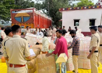 छत्तीसगढ़ में अंतरराज्यीय गांजा तस्करी का भंडाफोड़, 10 करोड़ के गांजा के साथ 2 तस्कर गिरफ्तार