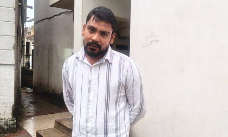 “ऑपरेशन क्लीन हंट” में पुराना शनि मंदिर के पास फल विक्रेता पर चाकू से हमला करने वाला आरोपी गिरफ्तार