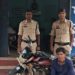 निगरानी बदमाश महेश पैंकरा फिर चढ़ा घरघोड़ा पुलिस के हत्थे, 24 घंटे में चोरी की बाइक और मोबाइल बरामद