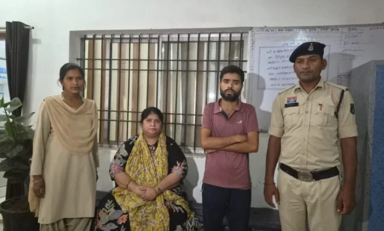 रायगढ़ पुलिस की बड़ी कार्रवाई : शहर में देह व्यापार के दो अड्डों पर एक साथ छापेमारी, दो महिलाओं और समेत 4 आरोपी गिरफ्तार