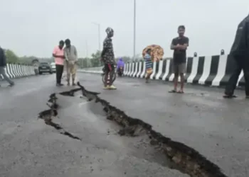 राजनांदगांव में पहली ही बारिश में 22 करोड़ का ओवरब्रिज टूटा, 15 दिन पहले हुआ था लोकार्पण