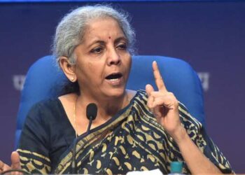 बैंकिंग सेक्टर में होगा बड़ा बदलाव; अब बैंक से जुड़े काम होंगे और आसान… निर्मला सीतारमण ने किया ऐलान