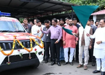 मुख्यमंत्री विष्णु देव साय ने धरसींवा विधानसभा को दी निःशुल्क एम्बुलेंस की सौगात