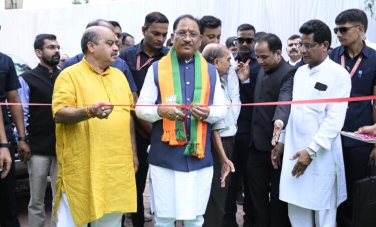 देश की आजादी में छत्तीसगढ़ के वीर नायकों का योगदान नई पीढ़ी तक पहुंचाना हमारा दायित्व : मुख्यमंत्री विष्णु देव साय