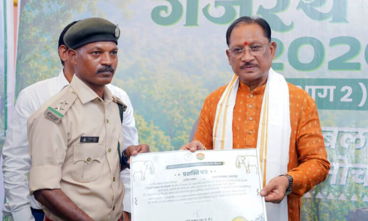 मानव-हाथी सह-अस्तित्व की दिशा में जशपुर की अभिनव पहल ‘गजरथ यात्रा’ को मिली नई पहचान