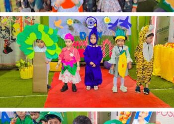 किण्डर वैली प्ले स्कूल में फैंसी ड्रेस में सजे नन्हें बच्चों ने बिखेरा देशभक्ति का रंग