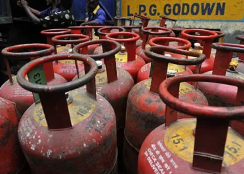 LPG ग्राहकों के लिए बड़ी राहत, सरकार ने बढ़ाई e-KYC की डेडलाइन
