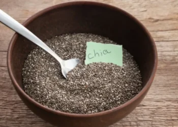 चिया सीड्स का ज्यादा सेवन पड़ सकता है भारी, जानें इसके नुकसान
