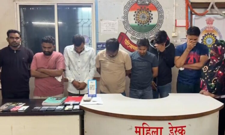 भिलाई में स्पा सेंटर की आड़ में चल रहे देह व्यापार का भंडाफोड़, मैनेजर और महिला दलाल के साथ 9 गिरफ्तार…
